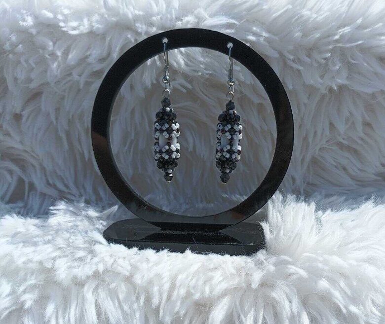 Korálkové náušnice